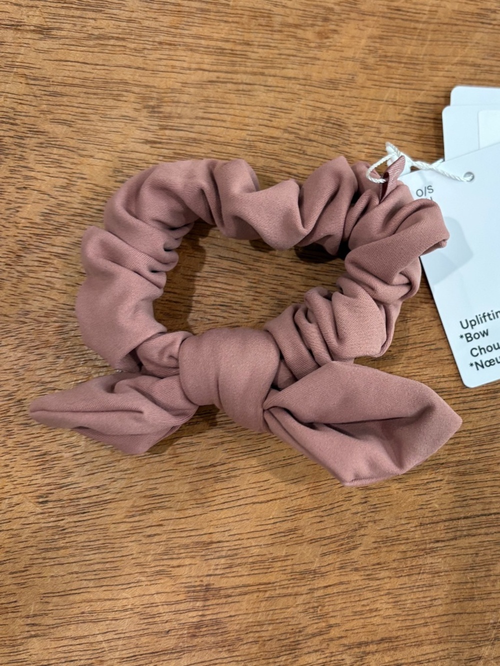 Lululemon uplifting scrunchie bow red clay